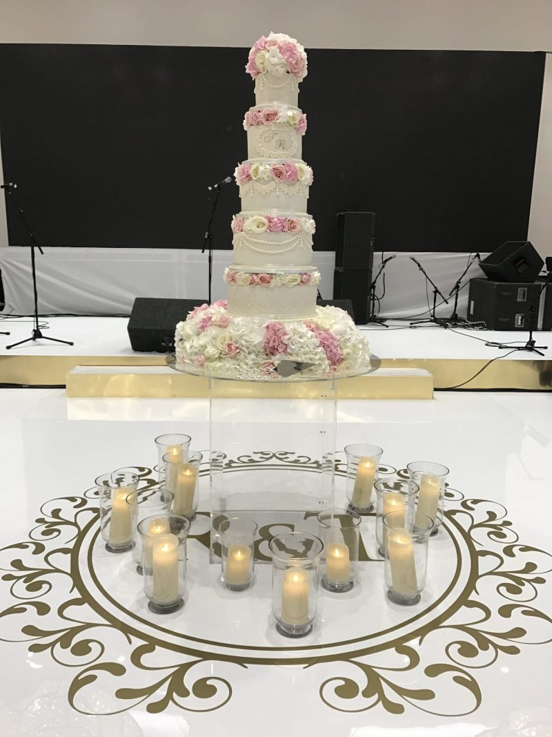 Ghost table 1002 – Asian Wedding Cakes